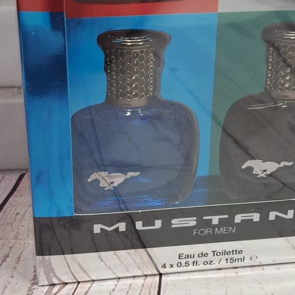 Mustang for Men 4 Piece Gift Set EDT 0.5 oz / 15 mL (Red, White, Blue & Green)